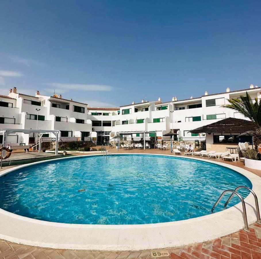 Alondras Park Mialsoma Apartment Arona  Exterior photo